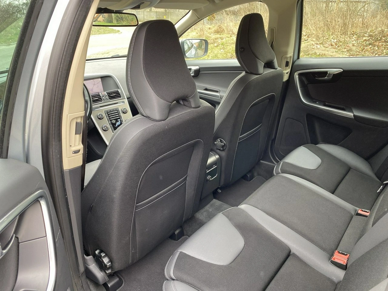 Volvo XC 60 - Zdjęcie 9