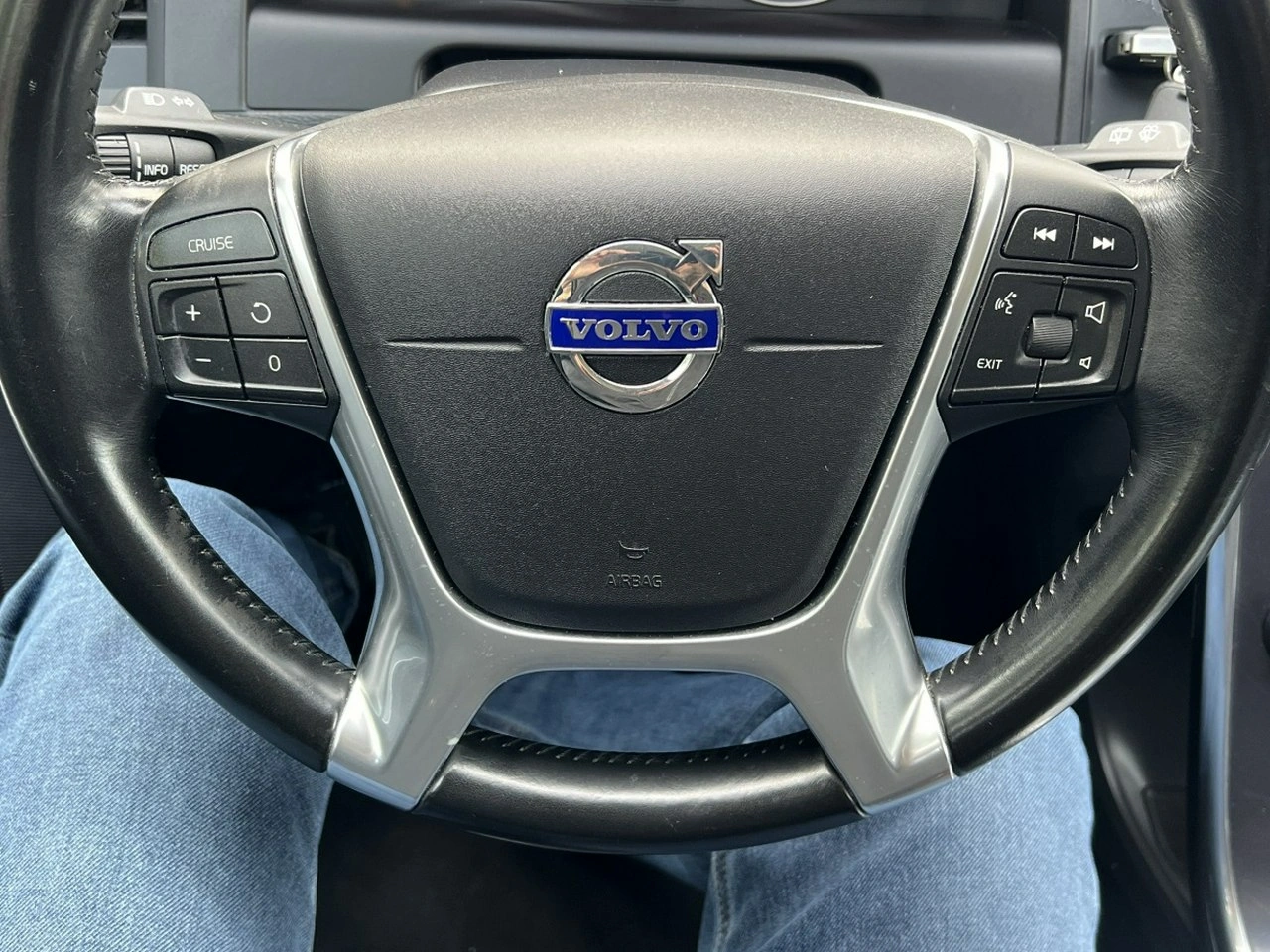 Volvo XC 60 - Zdjęcie 12