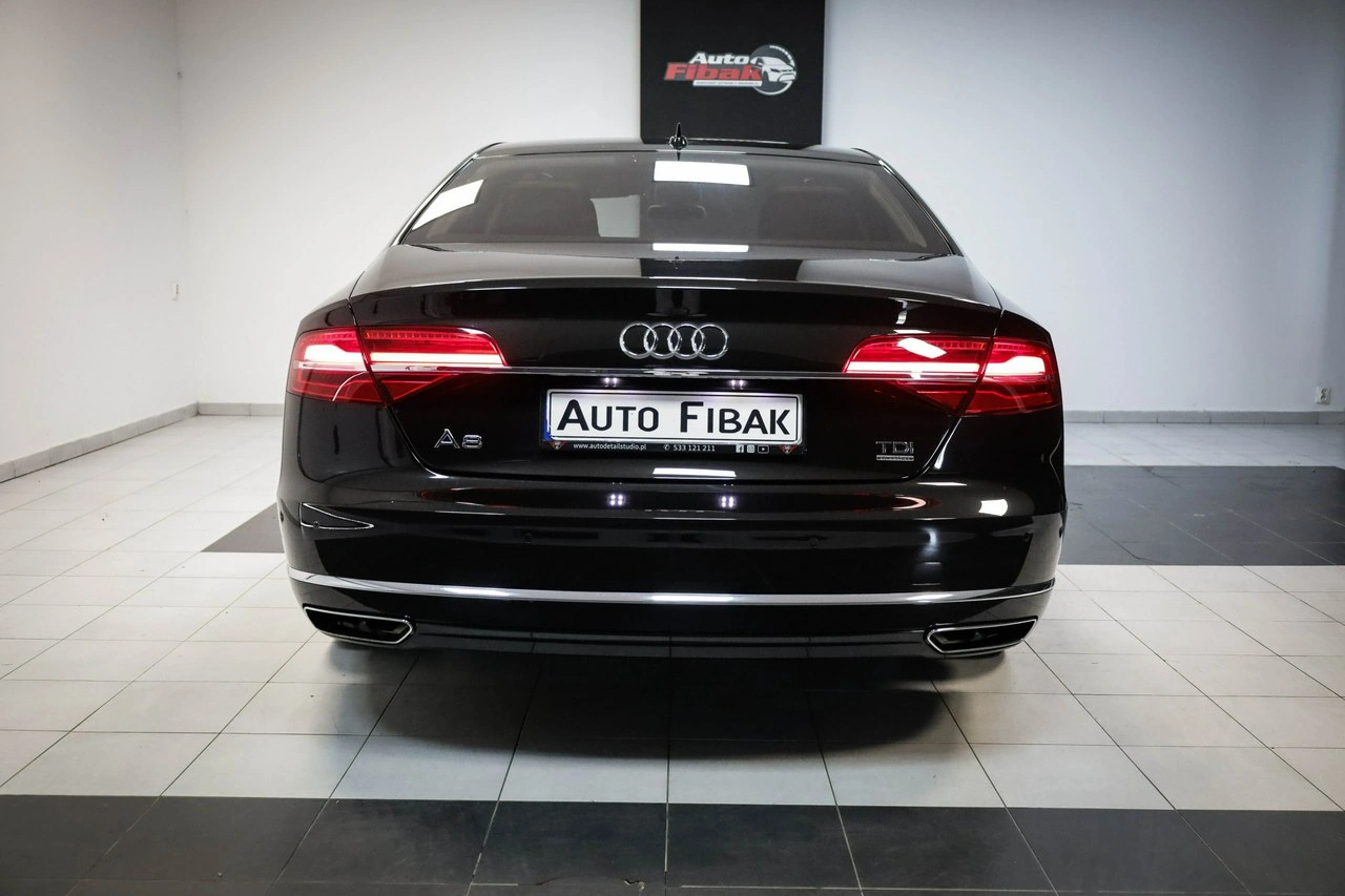 Audi A8 - Zdjęcie 9