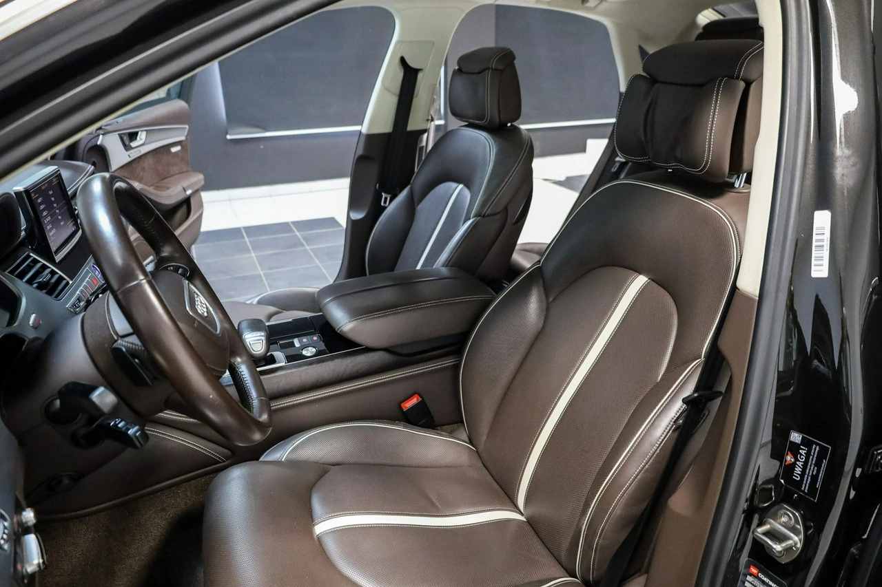 Audi A8 - Zdjęcie 21