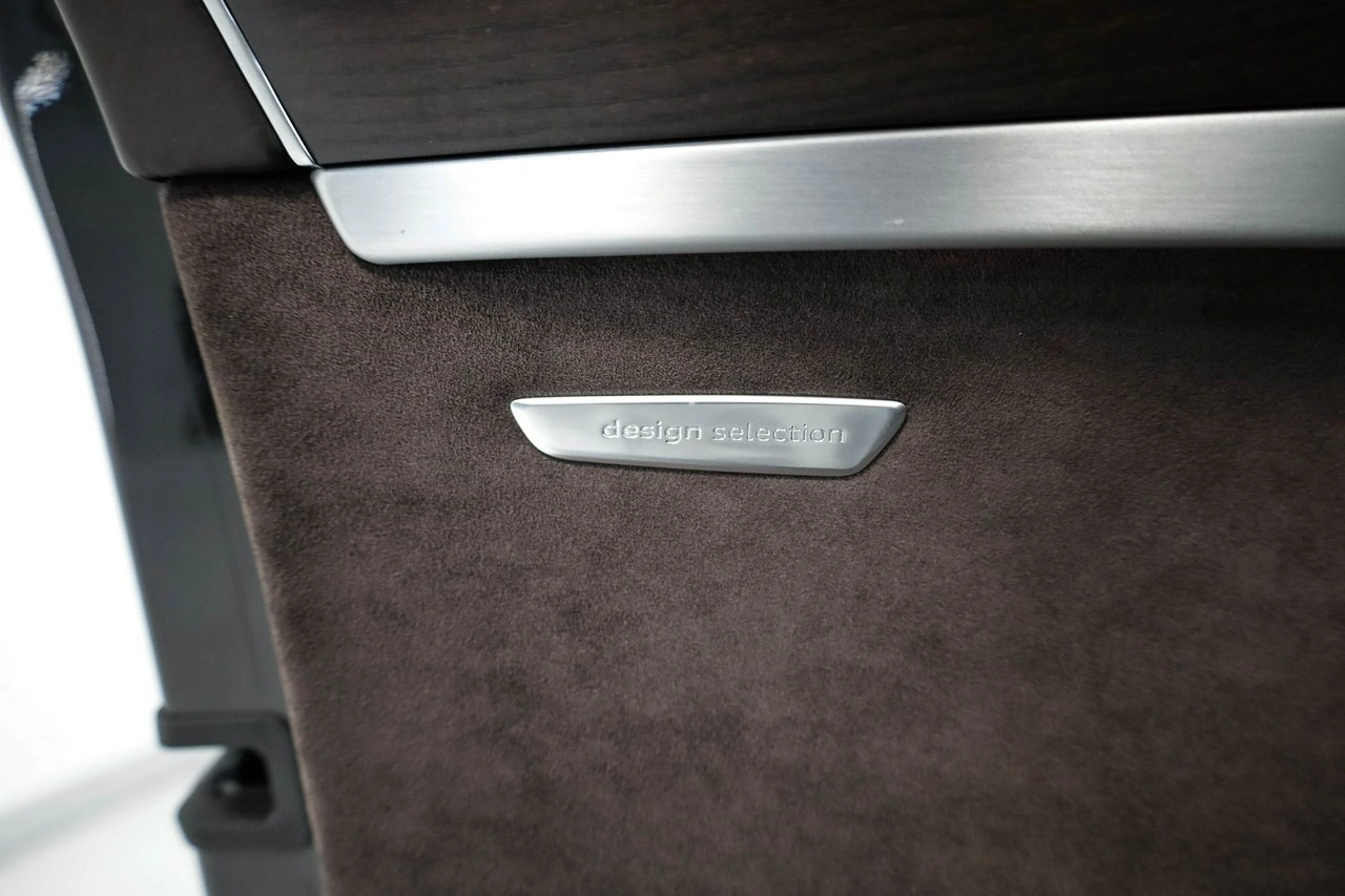 Audi A8 - Zdjęcie 19