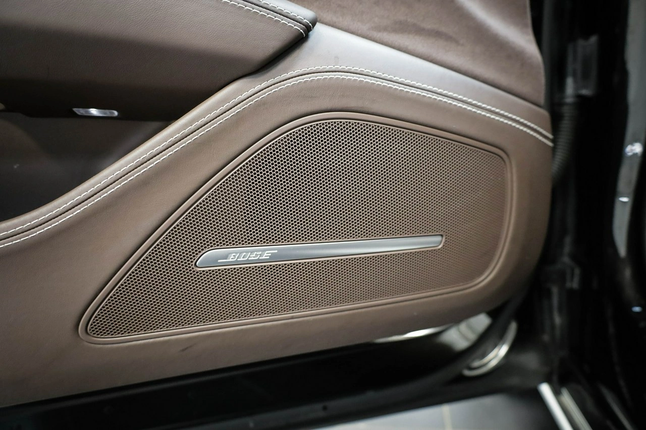 Audi A8 - Zdjęcie 20