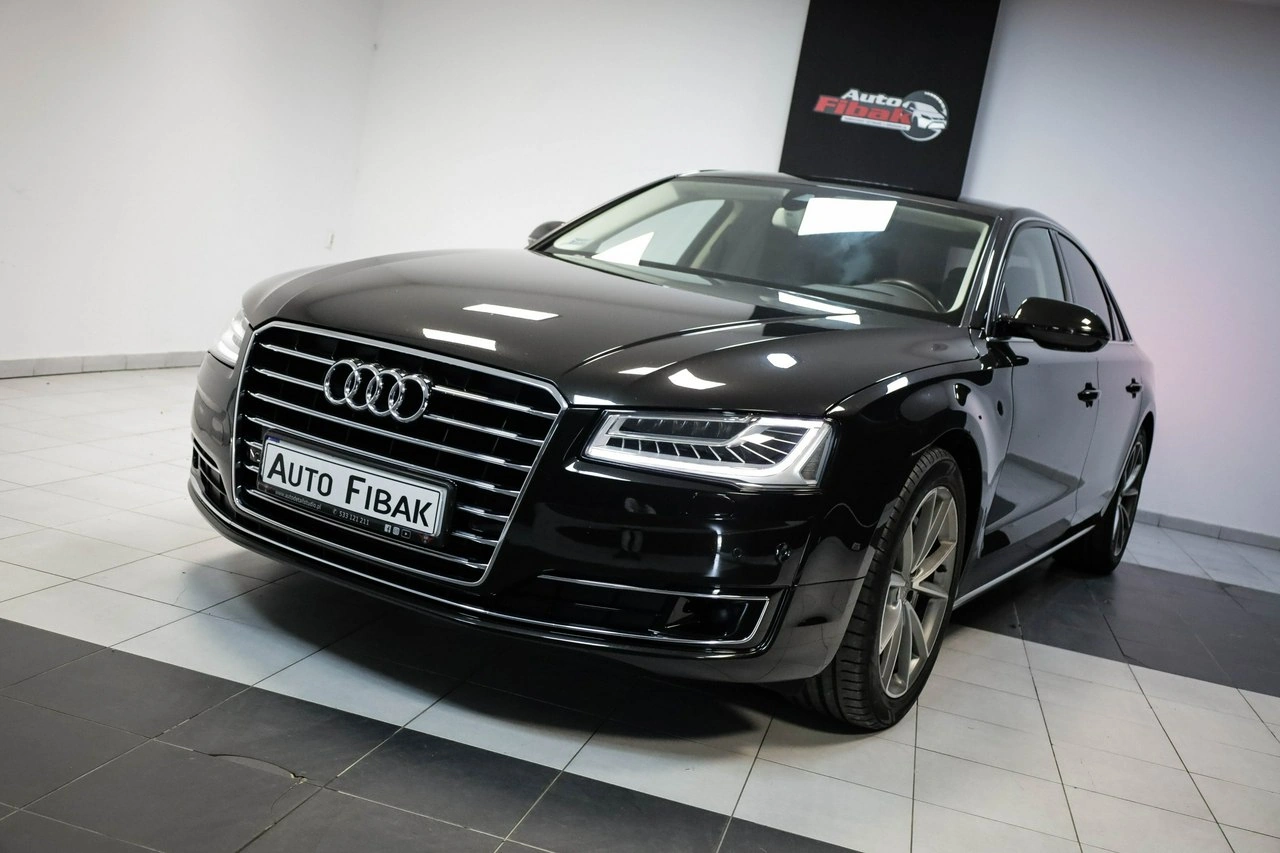 Audi A8 - Zdjęcie 3