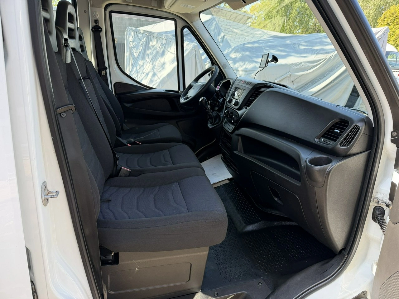Iveco Daily 35S14 - Zdjęcie 10