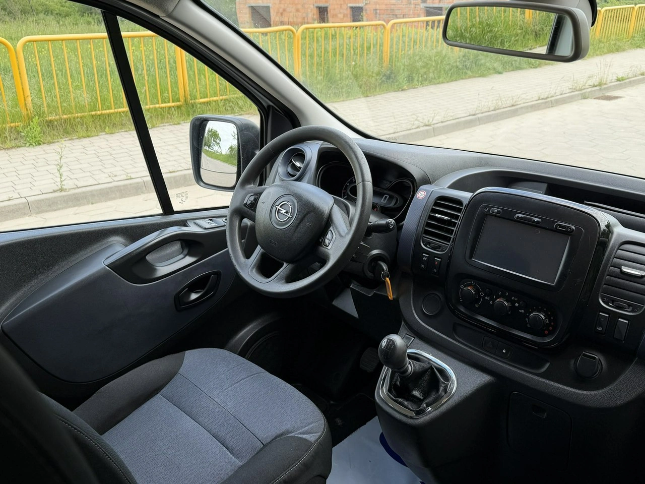 Opel Vivaro - Zdjęcie 8