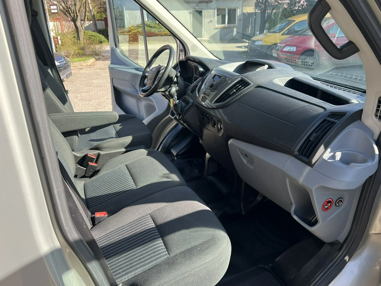 Ford Transit - Zdjęcie 17