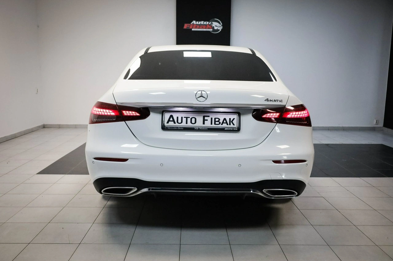 Mercedes E 220 - Zdjęcie 9