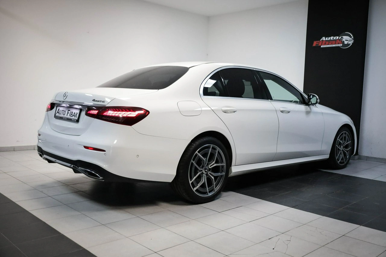 Mercedes E 220 - Zdjęcie 7