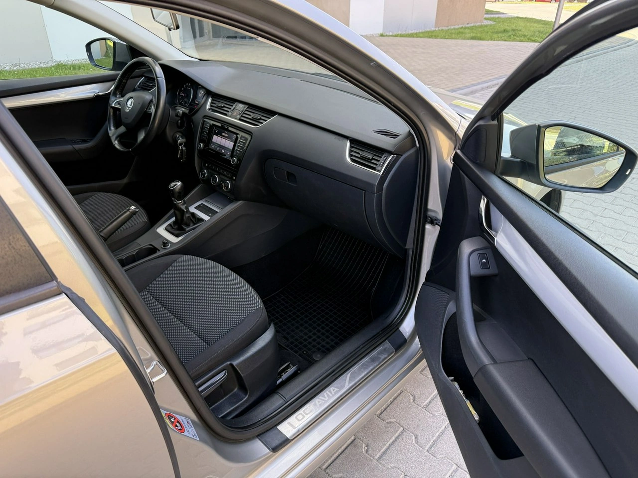 Skoda Octavia - Zdjęcie 6