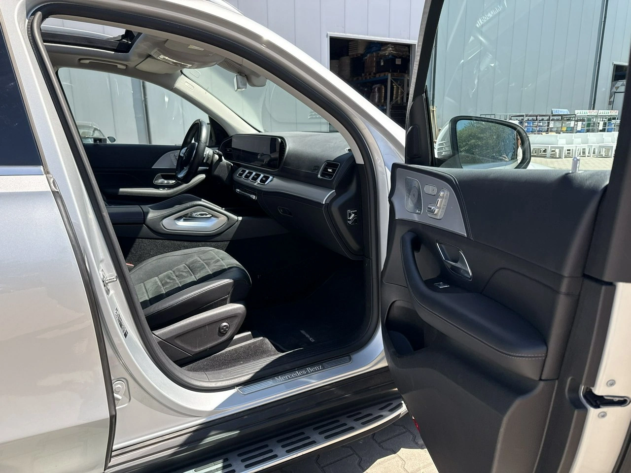 Mercedes GLE 300 - Zdjęcie 18
