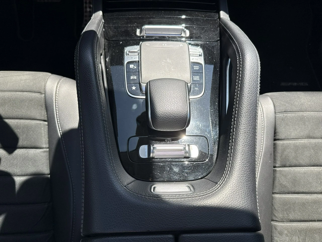 Mercedes GLE 300 - Zdjęcie 23