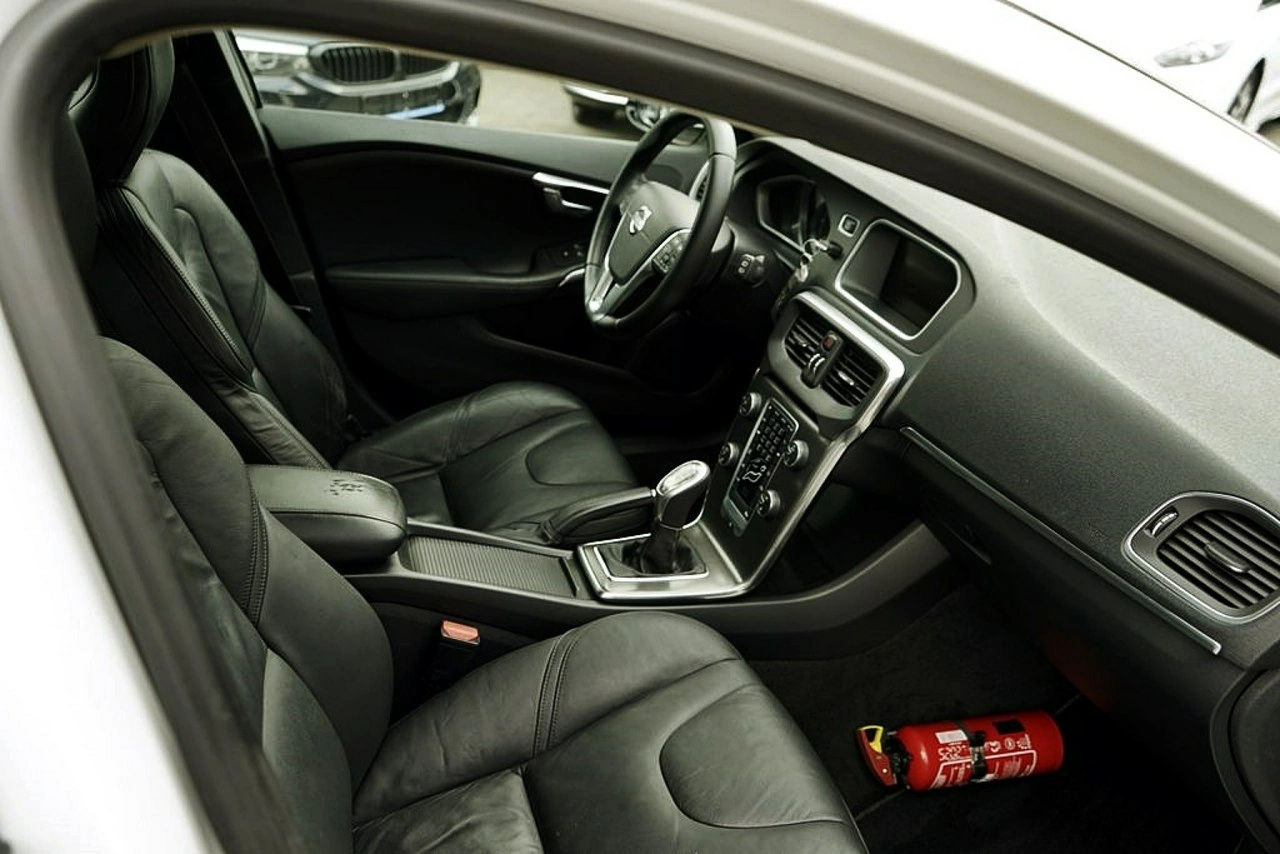 Volvo V40 - Zdjęcie 13