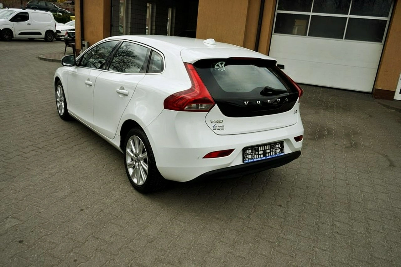 Volvo V40 - Zdjęcie 4