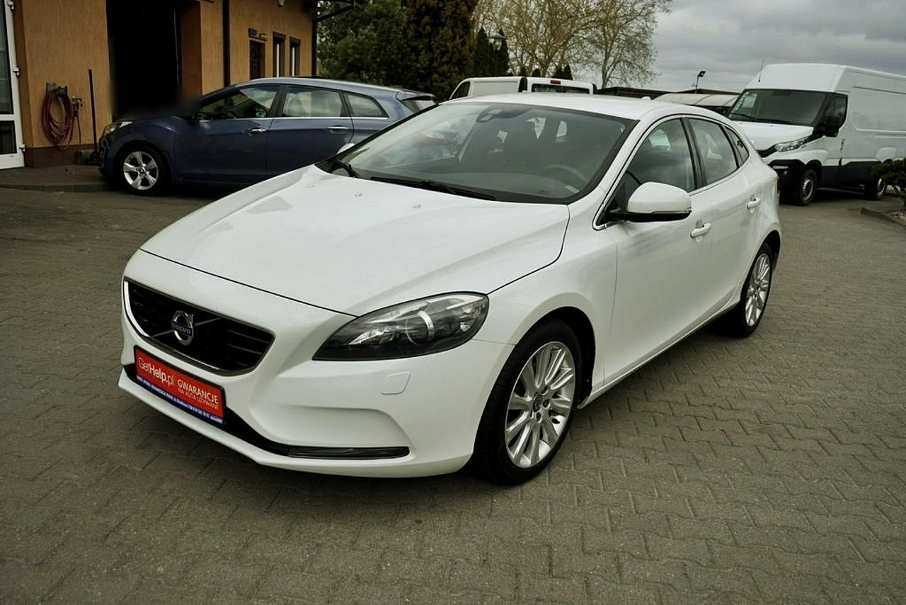 Volvo V40 - Główne zdjęcie