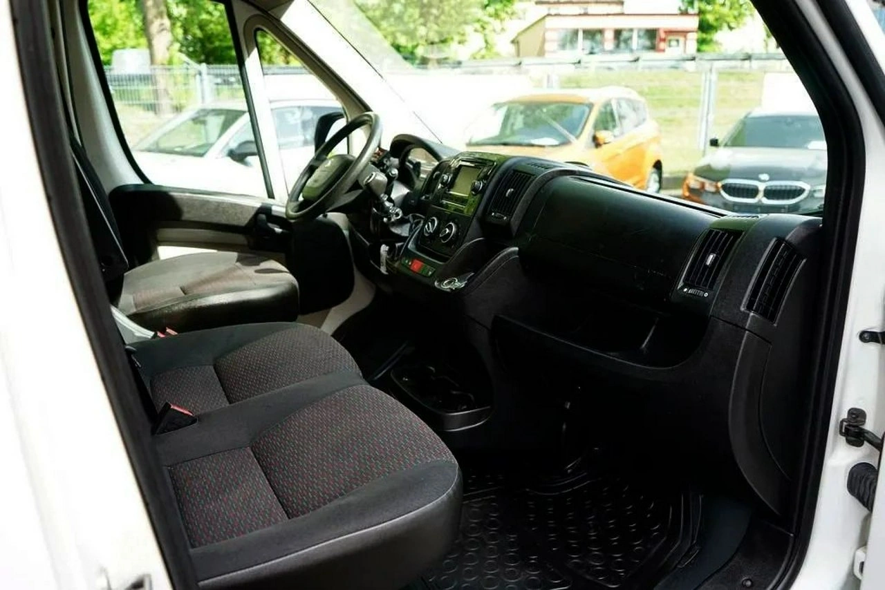 Peugeot Boxer - Zdjęcie 13