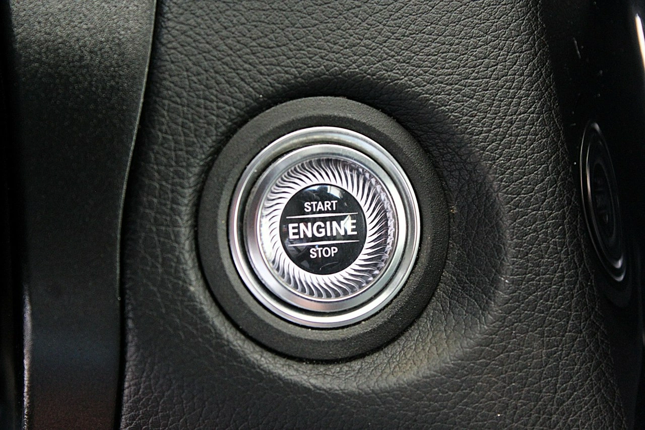 Mercedes GLC 220 - Zdjęcie 25