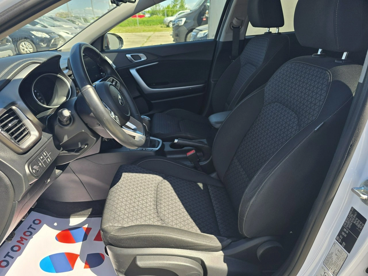 Kia XCeed - Zdjęcie 9