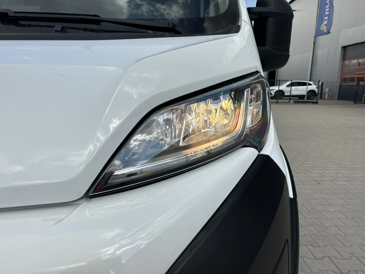 Opel Movano - Zdjęcie 8