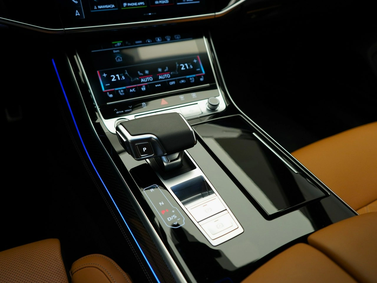 Audi A8 - Zdjęcie 25