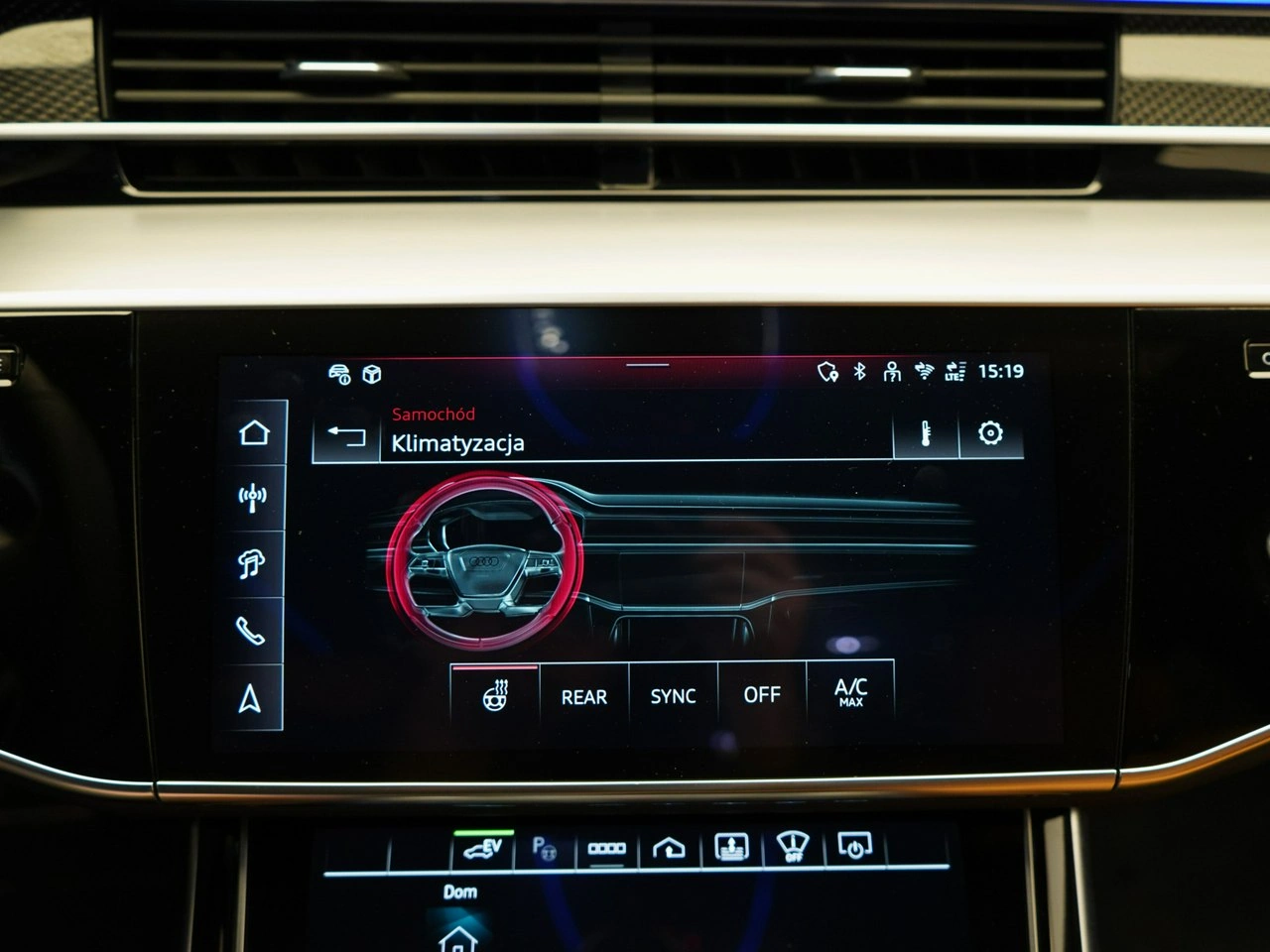 Audi A8 - Zdjęcie 32