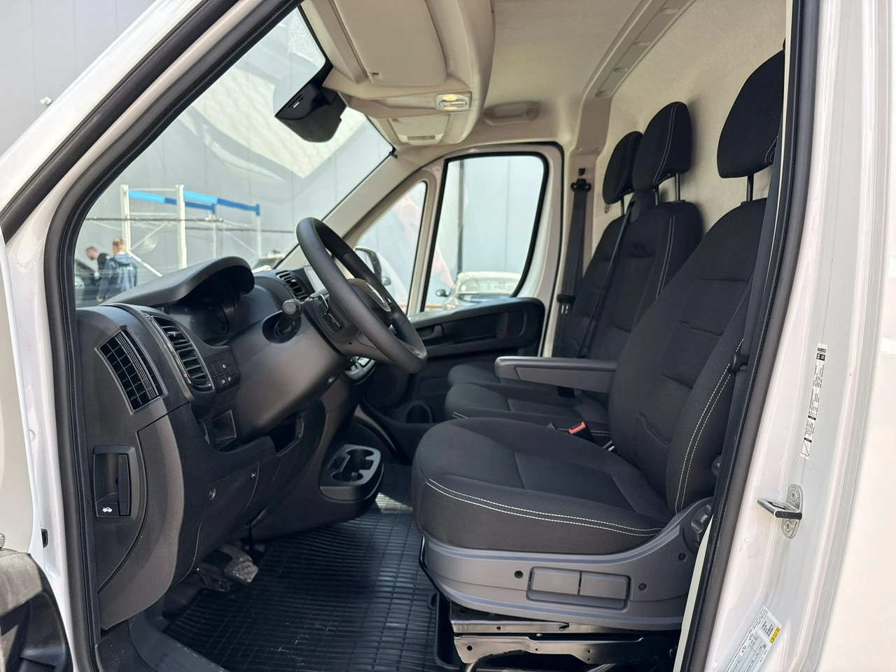 Opel Movano - Zdjęcie 10