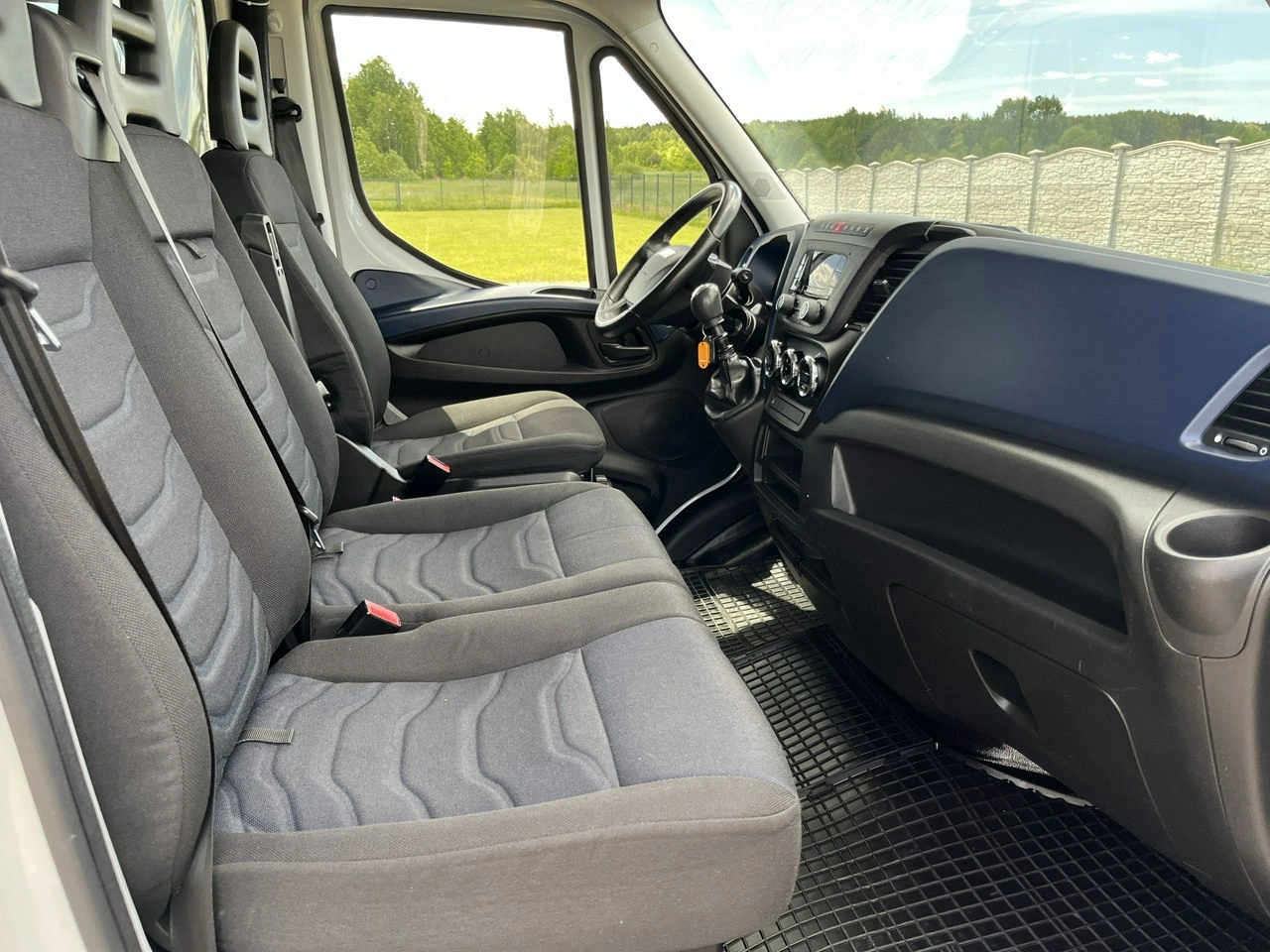 Iveco Daily - Zdjęcie 12