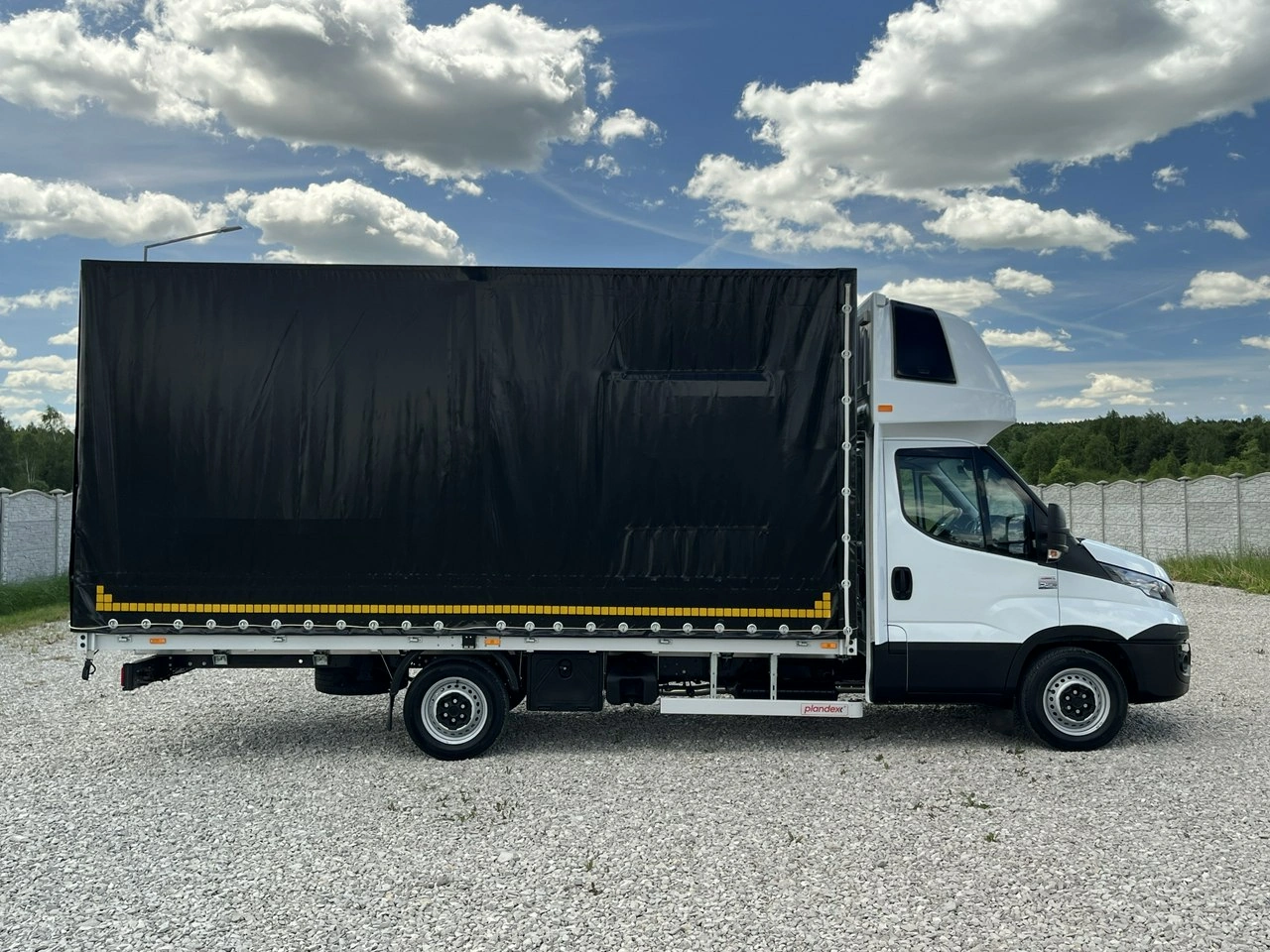 Iveco Daily - Zdjęcie 25