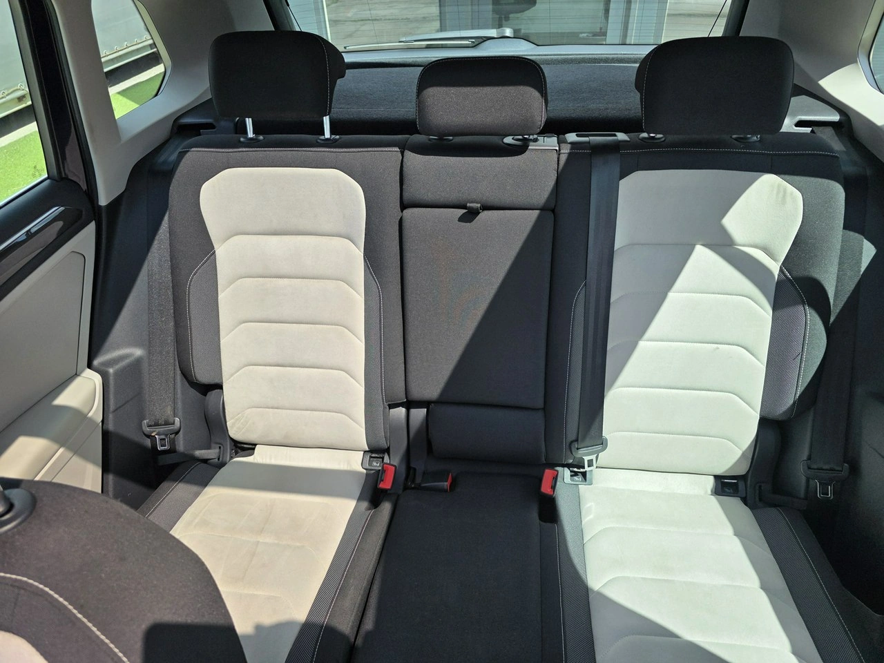 Volkswagen Tiguan - Zdjęcie 12