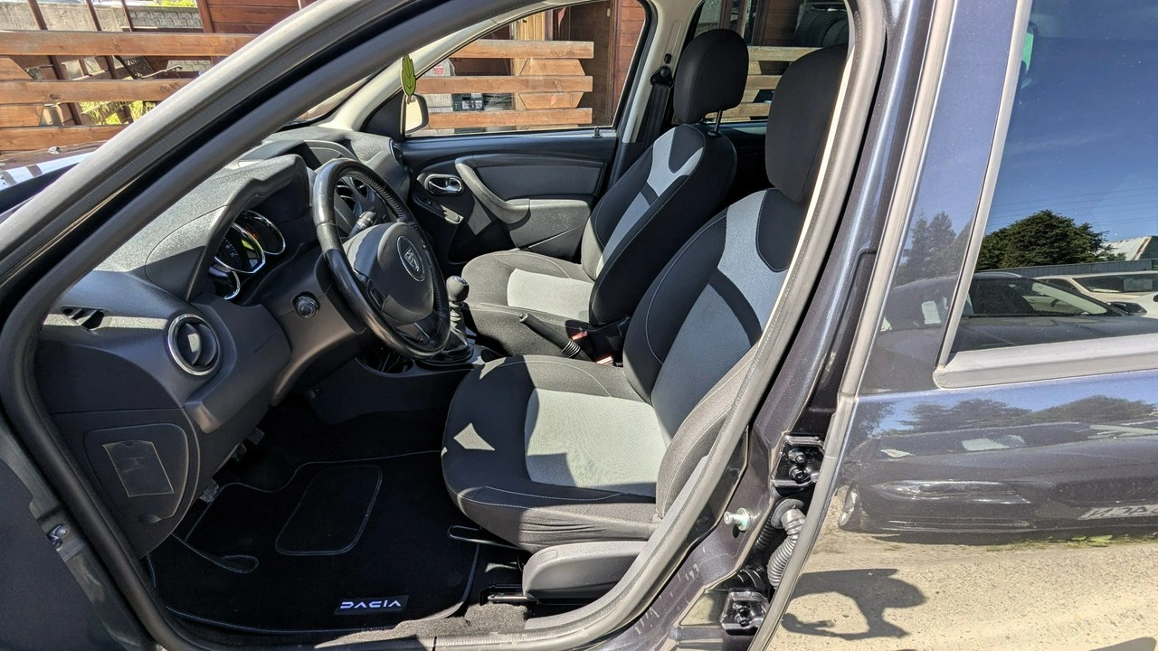 Dacia Duster - Zdjęcie 14