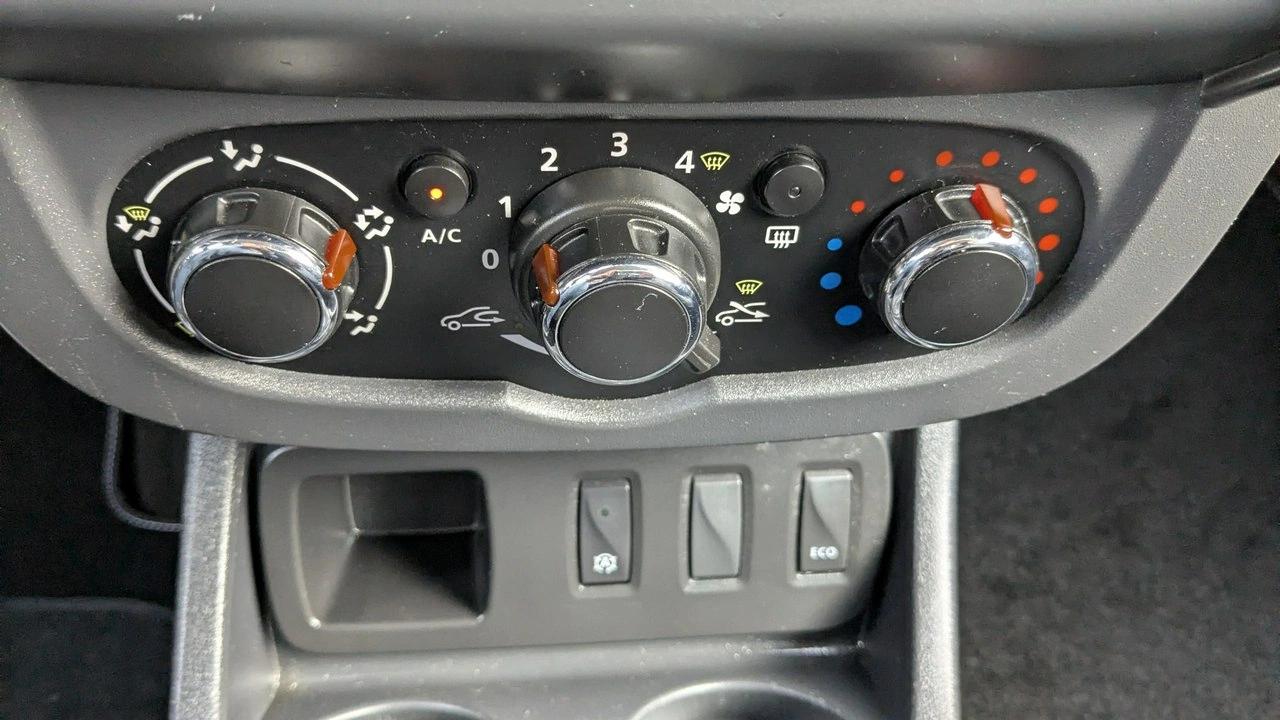 Dacia Duster - Zdjęcie 27