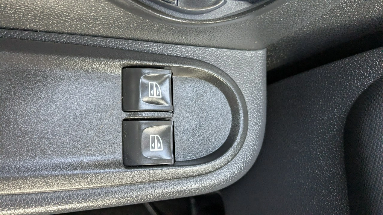 Dacia Duster - Zdjęcie 29