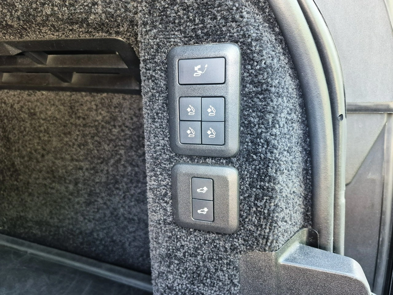 Land Rover Range Rover - Zdjęcie 40