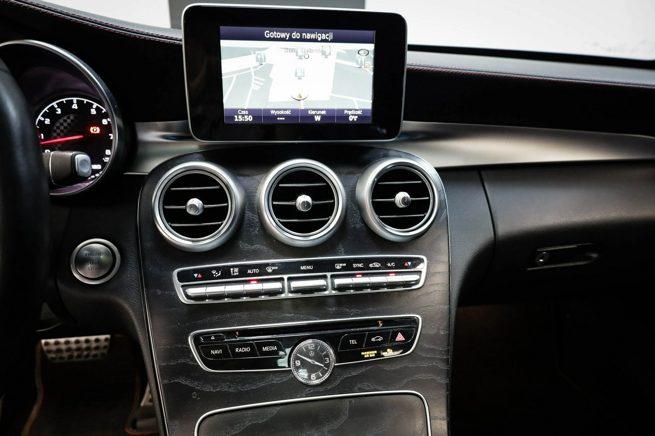 Mercedes C 43 AMG - Zdjęcie 18