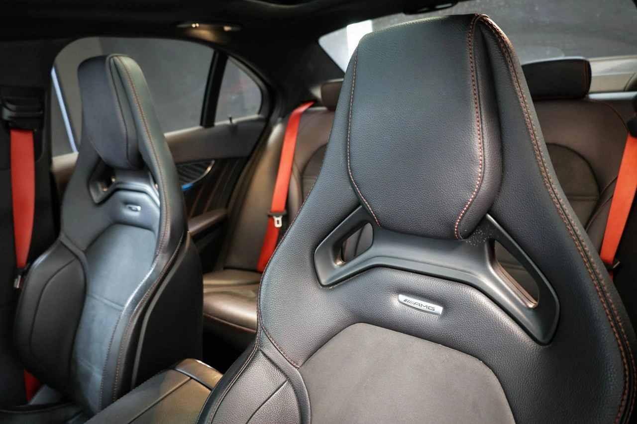 Mercedes C 43 AMG - Zdjęcie 21