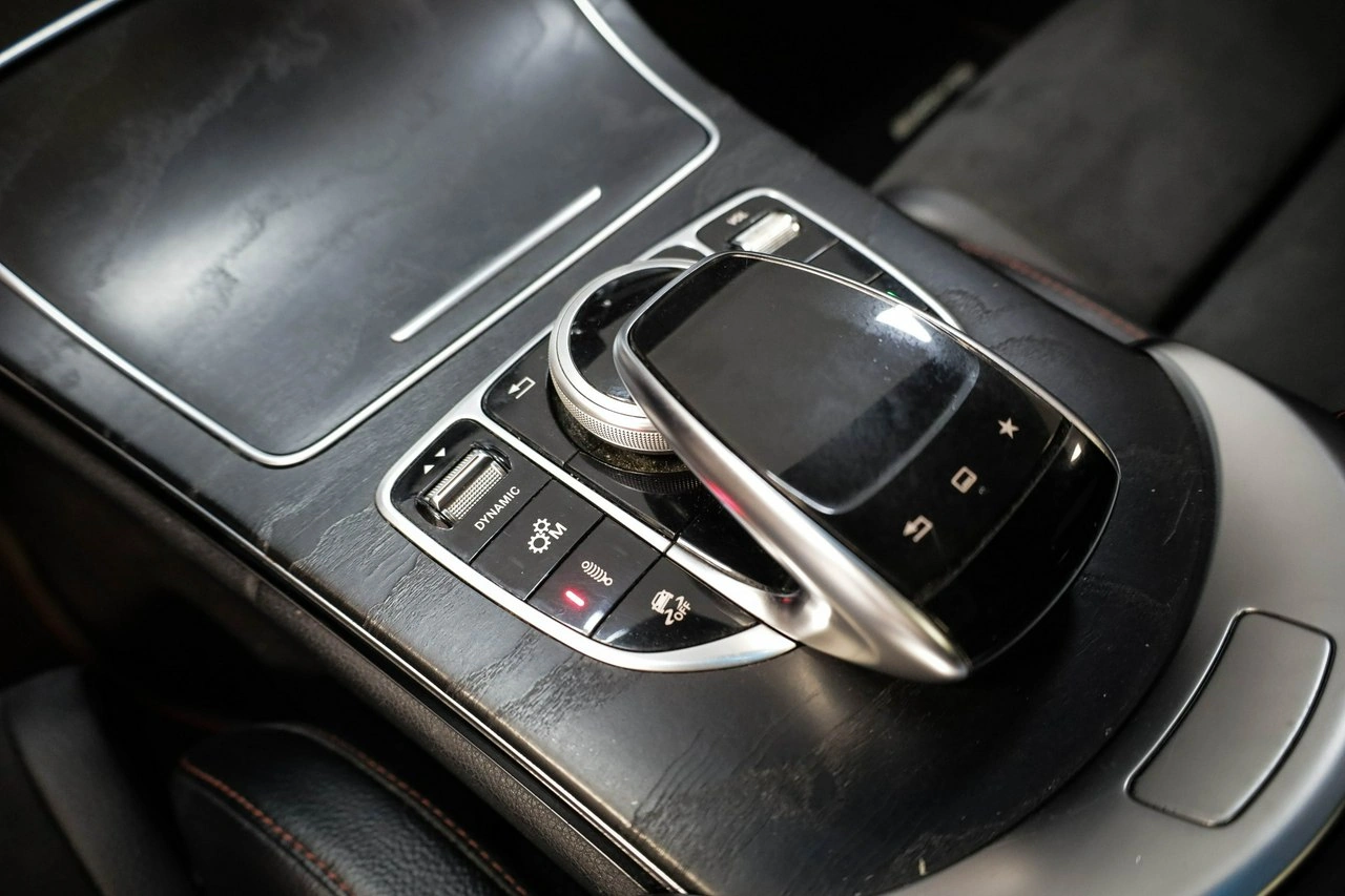 Mercedes C 43 AMG - Zdjęcie 22