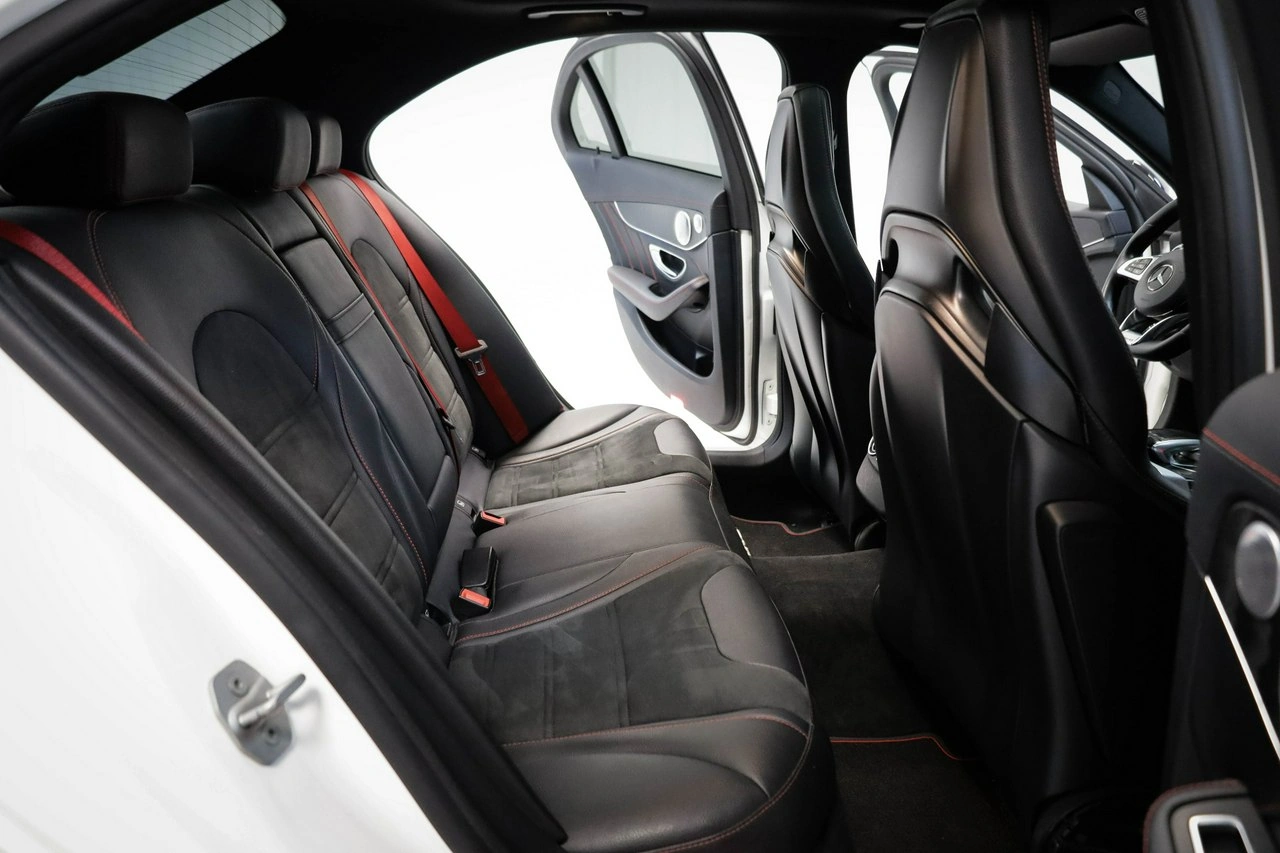 Mercedes C 43 AMG - Zdjęcie 25