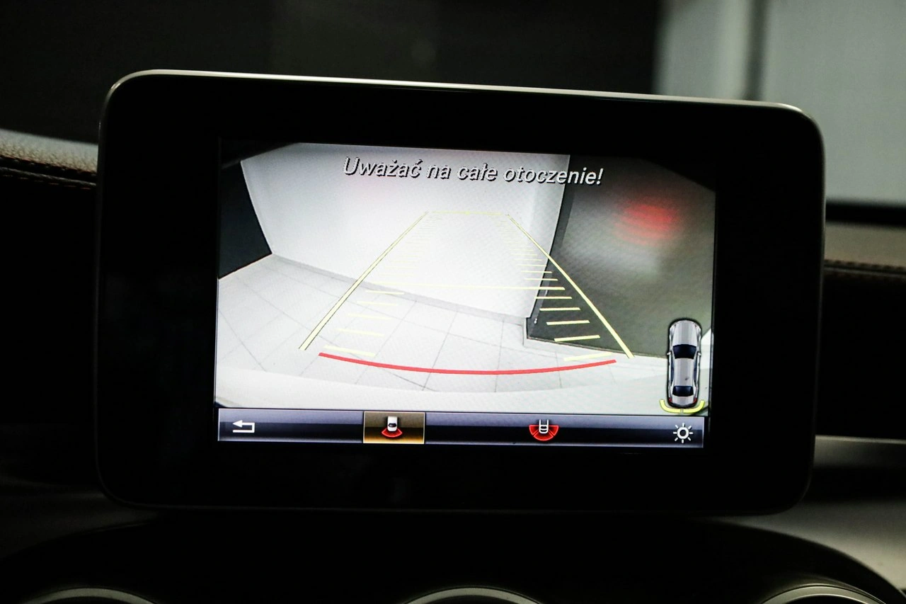 Mercedes C 43 AMG - Zdjęcie 28