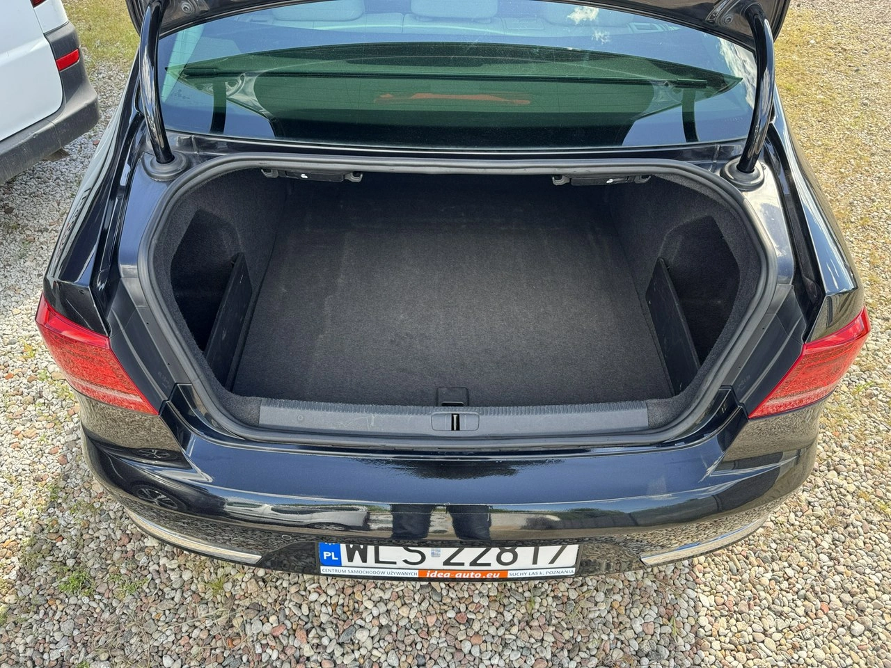 Volkswagen Passat - Zdjęcie 18