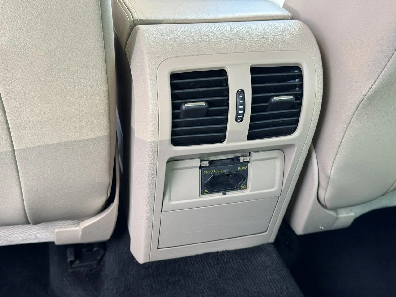 Volkswagen Passat - Zdjęcie 20