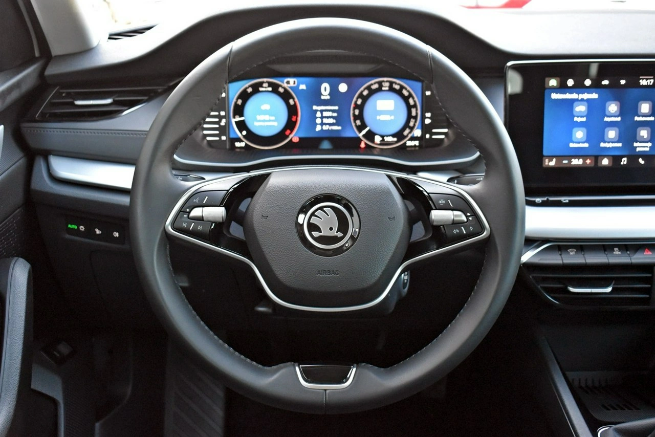 Skoda Octavia - Zdjęcie 14