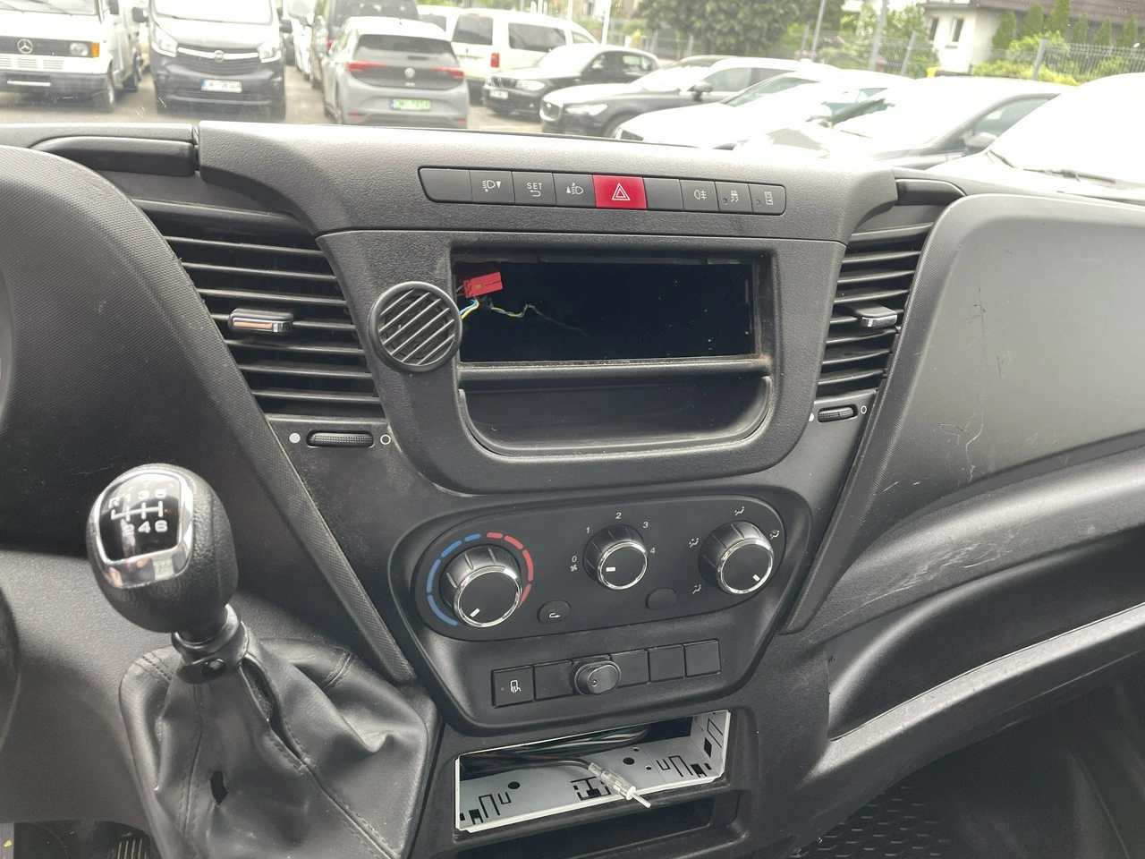 Iveco Daily - Zdjęcie 14