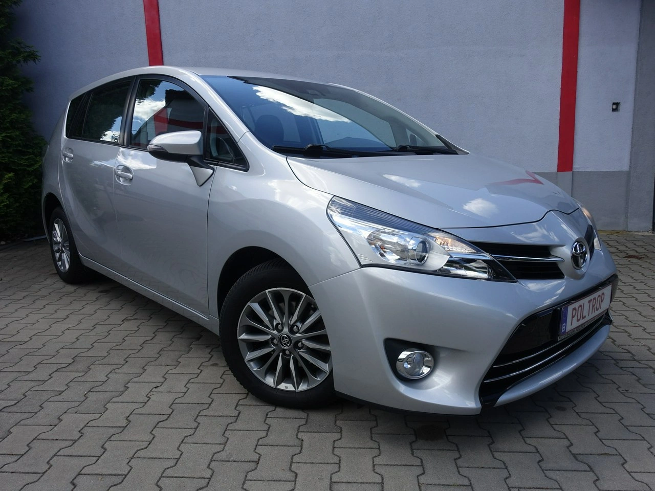 Toyota Verso - Zdjęcie 1