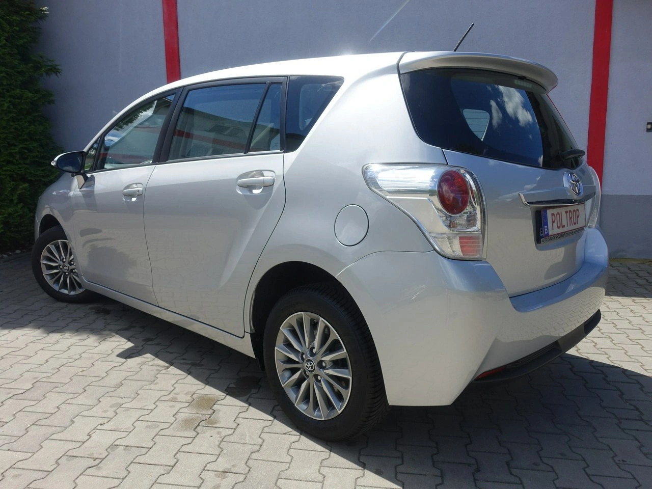 Toyota Verso - Zdjęcie 3