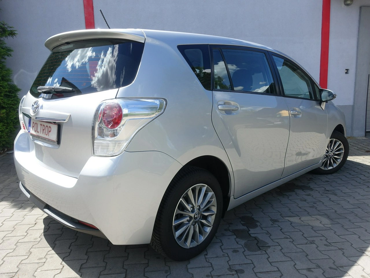 Toyota Verso - Zdjęcie 4