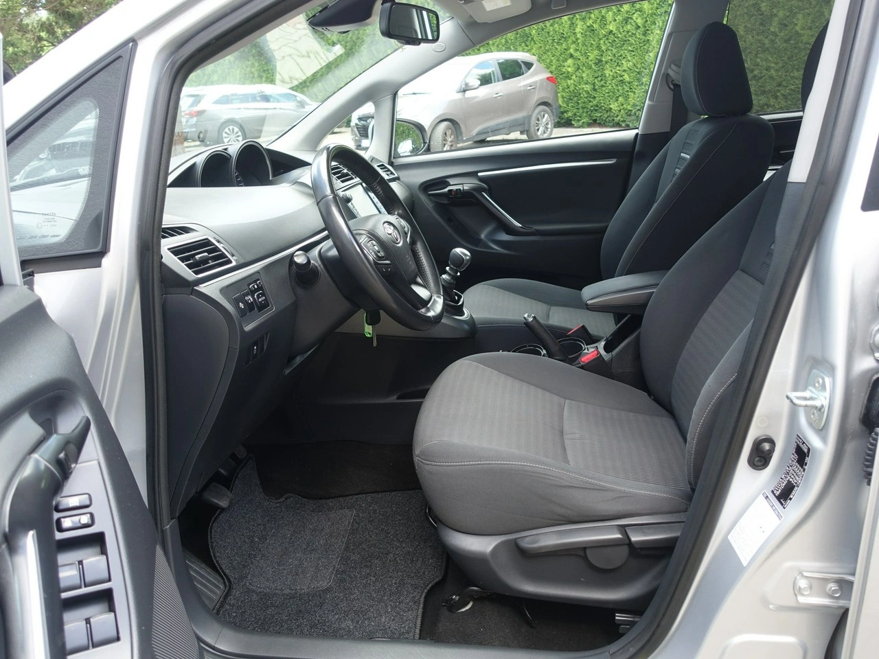 Toyota Verso - Zdjęcie 6