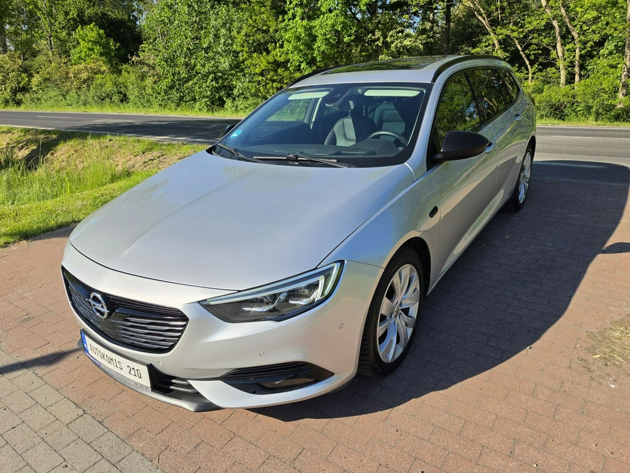 Opel Insignia Sports Tourer - Zdjęcie 1