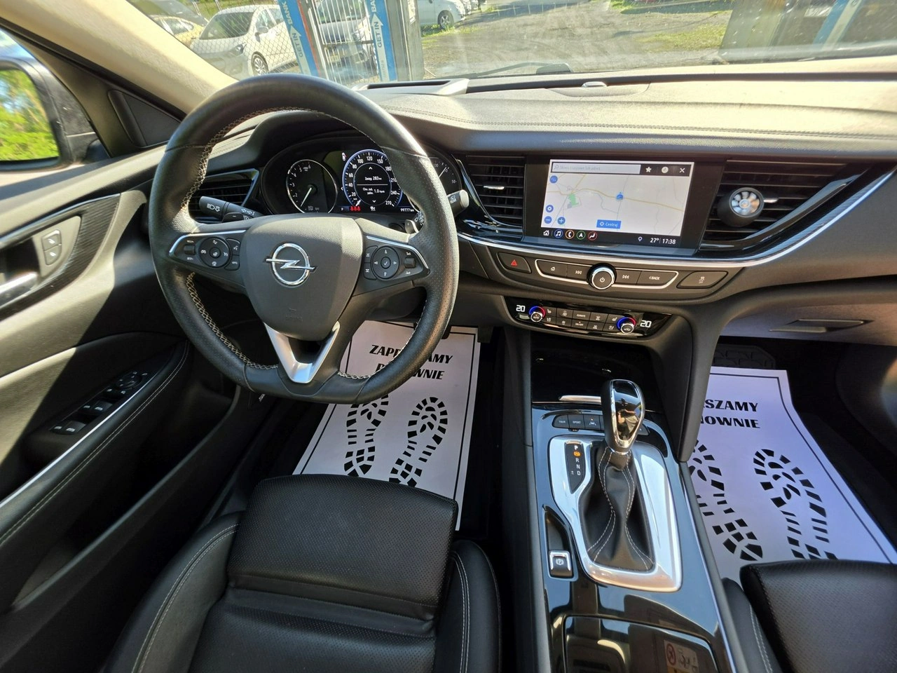 Opel Insignia Sports Tourer - Zdjęcie 22