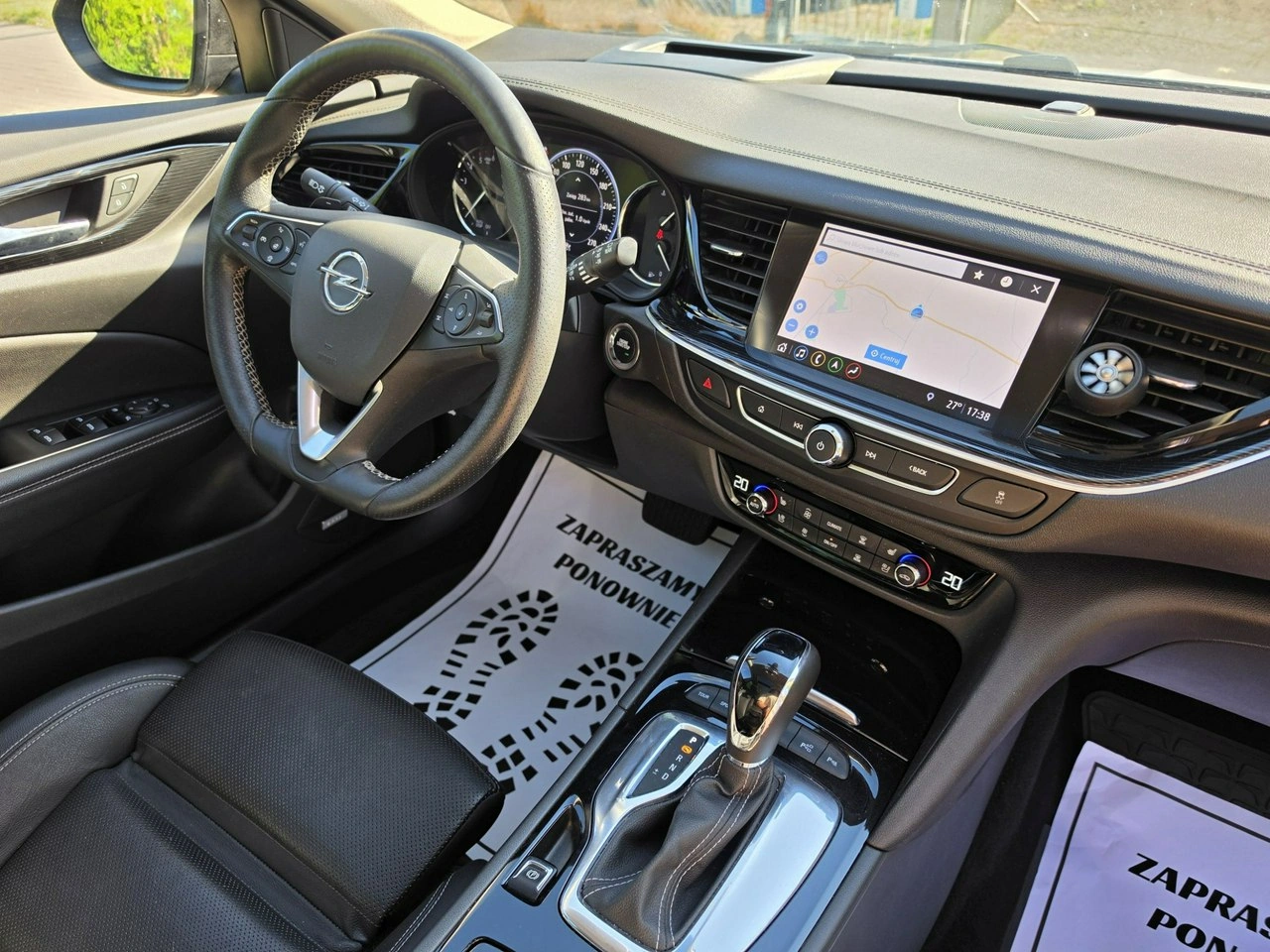 Opel Insignia Sports Tourer - Zdjęcie 23