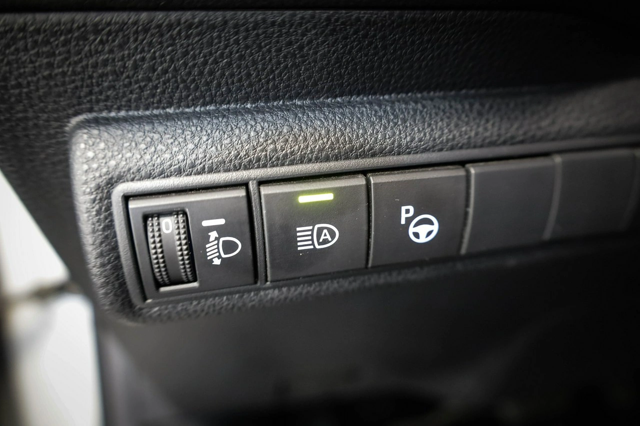 Toyota Corolla - Zdjęcie 16