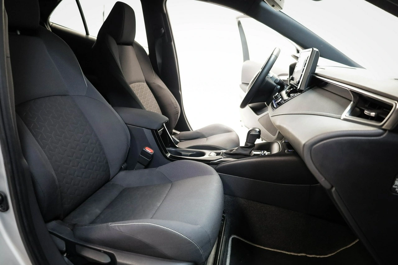 Toyota Corolla - Zdjęcie 25